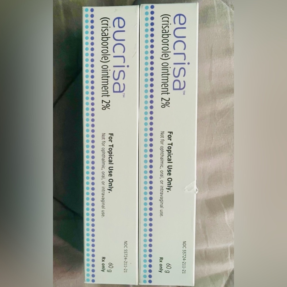 ÈÜĆŘÍȘÄ 2% Eczema Ointment
